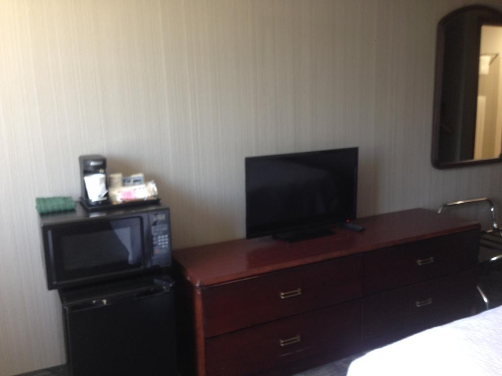 Country Inn & Suites By Radisson, Delta Park North Portland Eksteriør bilde