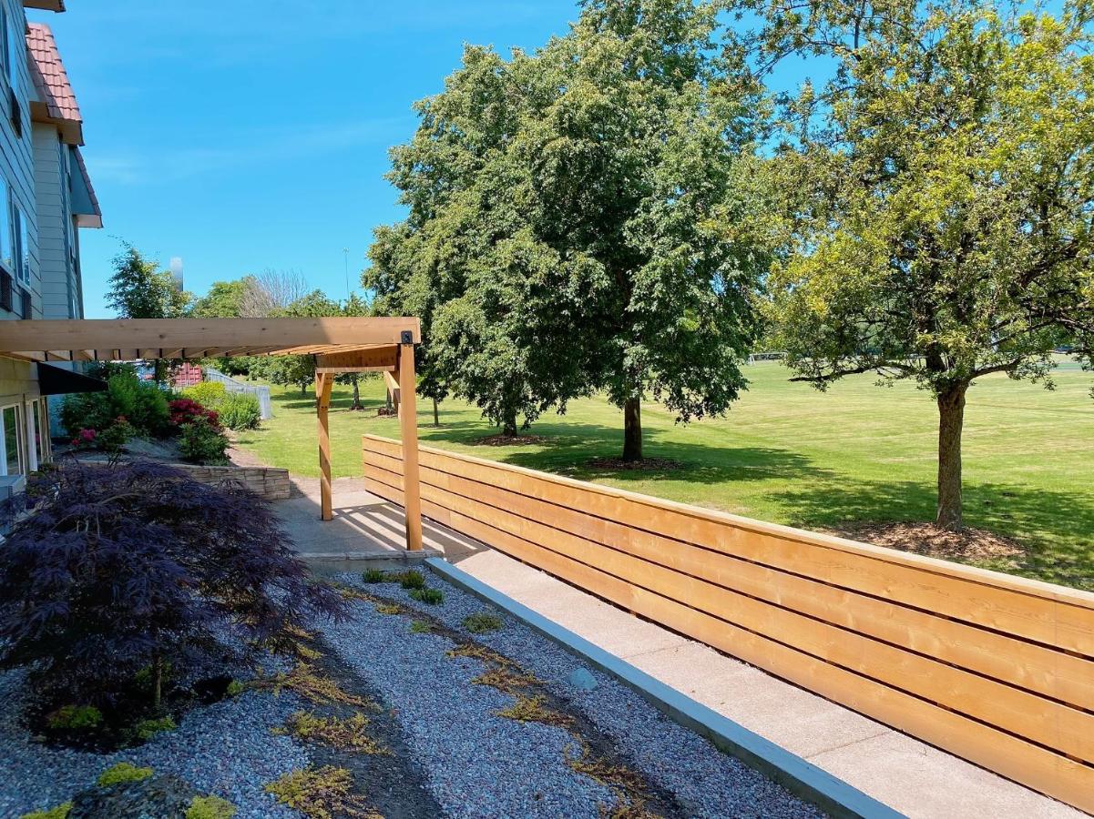 Country Inn & Suites By Radisson, Delta Park North Portland Eksteriør bilde